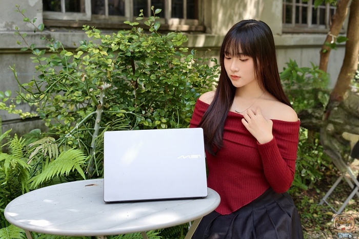 MSI Cubi NUC AI+ 3MG 內部構造:使用 PCR 回收塑膠材質與易於升級的硬體配置