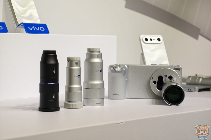 vivo X300 Ultra 搭載兩億畫素蔡司大師鏡頭群