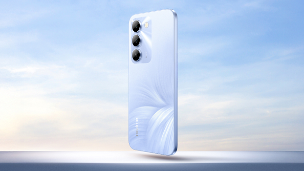 realme C100 5G 幽林綠外觀 - 7000mAh 大電池與軍規抗摔設計