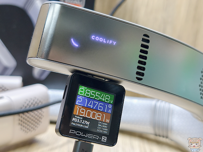 ORRAS COOLIFY Cyber Fold 側面 LED 智慧面板顯示電量與模式