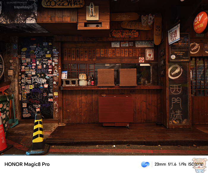 HONOR Magic8 Pro 夜景模式低光源環境實拍樣張