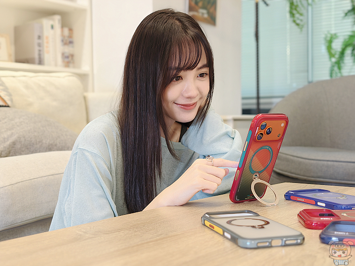 TORRAS Ostand Q3 Air 領先業界的 360 度旋轉支架細節