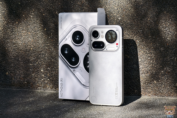 Nothing Phone (4a) Pro 一體成型金屬機身外觀設計