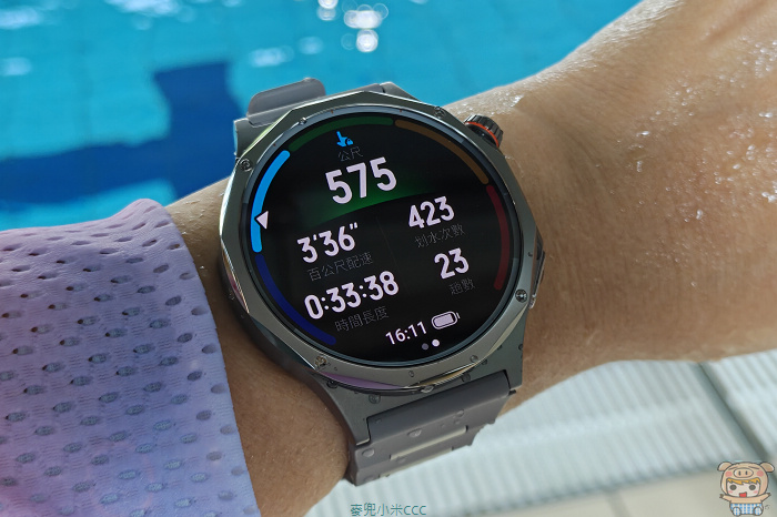 OPPO Watch X3 智慧手錶通過軍規認證與游泳池防水實測