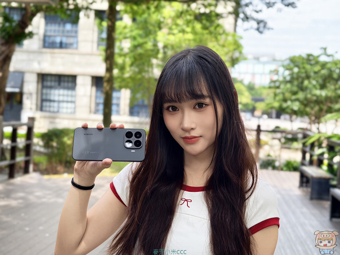 Xiaomi 17T Pro 手機開箱體驗總結,外觀兼具質感與平易近人的市場價格定位