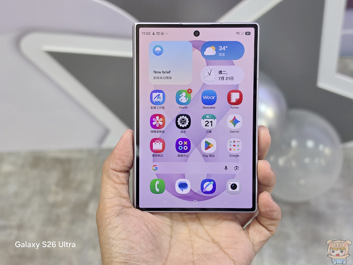 Samsung Galaxy Z Fold8 搭載 5.5 吋寬版外螢幕