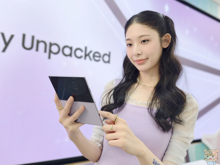 Samsung Galaxy Z Fold8 4.5mm 輕薄機身與雙鏡頭