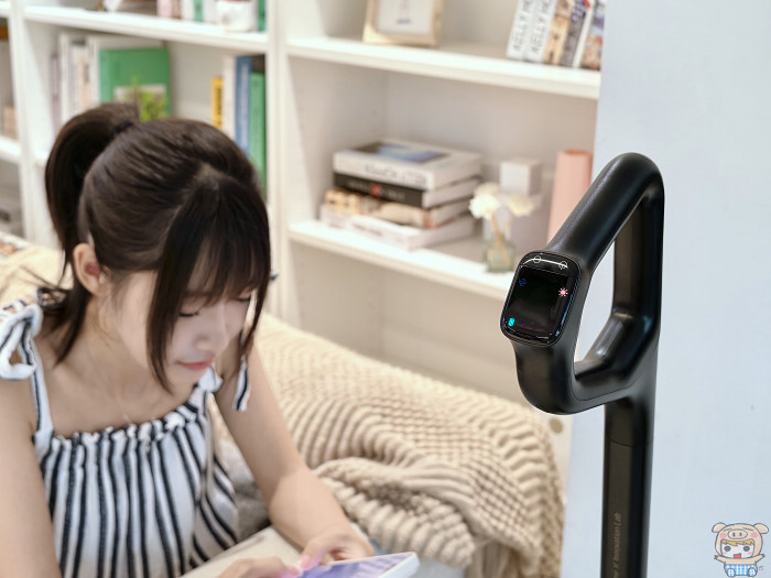 底座進行 230°C 蒸氣高溫自清潔與熱風烘乾模式
