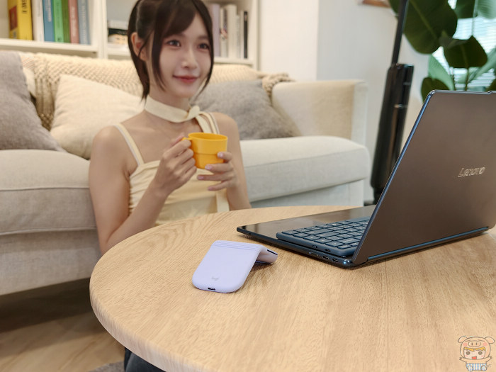 一體化靜音按鍵與觸控滾輪,無縫隙設計防塵耐磨損