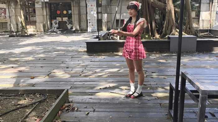 具備 3 公尺防摔保護與 IP65 防水防塵等級,戶外耐用防護