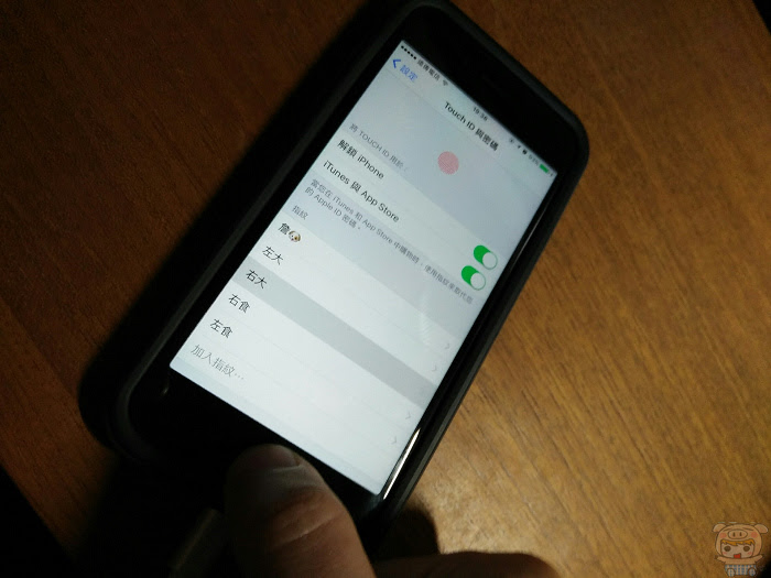 nEO_IMG_Touch ID_170207_0008.jpg