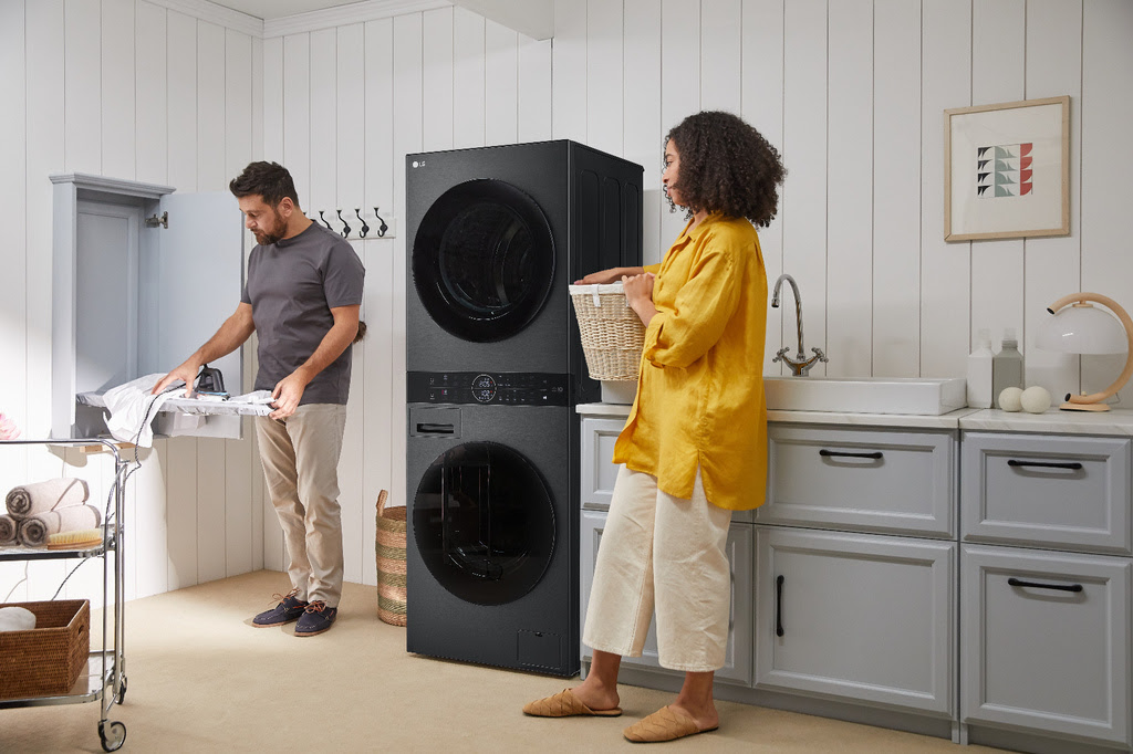 【新聞圖片5】LG WashTower AI智控洗乾衣機將「蒸、洗、脫、烘」四大功能合一，單一機體就能輕鬆解決洗衣、晾衣的困擾.jpg