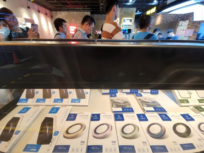 鈦鈦我喜歡你，膜斯密碼imos全心全意保護你的 iPhone