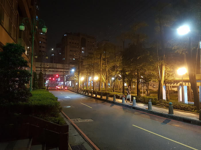 nEO_IMG_20170425_222857.jpg