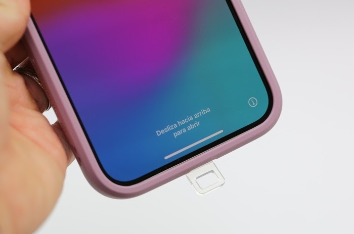 鈦鈦我喜歡你，膜斯密碼imos全心全意保護你的 iPhone