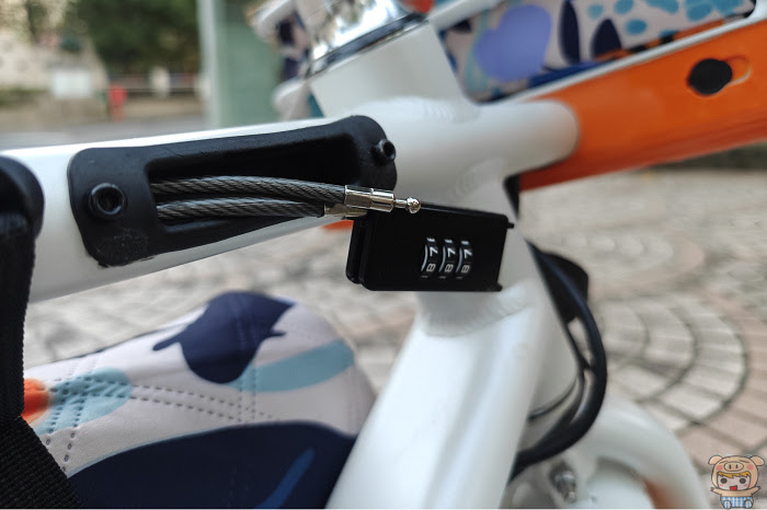Bikniks 超電力野餐行旅車 ，首創置物籃+充電功能合一