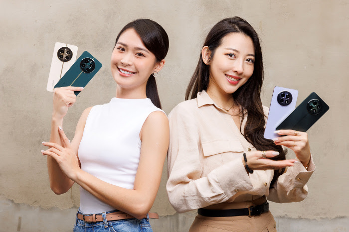 nEO_IMG_圖說：realme發表realme 12+ 5G與realme 12 5G，打造最貴氣的精品萬元機。.jpg