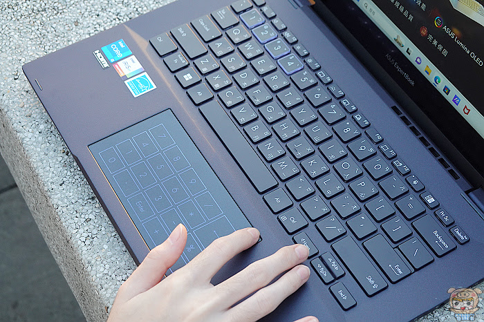 商用思維出發貼心設計 ASUS ExpertBook B5 