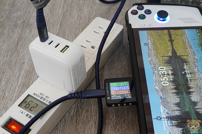 手機/平板/筆電通通都能充 超有型挑戰同級中最小巧 ONPR
