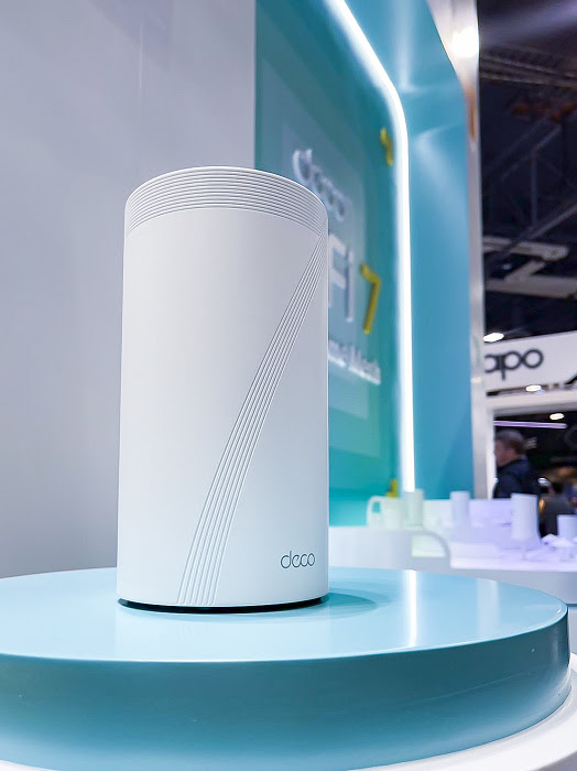 nEO_IMG_【新聞圖片】TP-Link Deco BE95 Mesh網狀路由器榮獲2023 CES創新大獎，帶給使用者顛覆以往的網路體驗.jpg