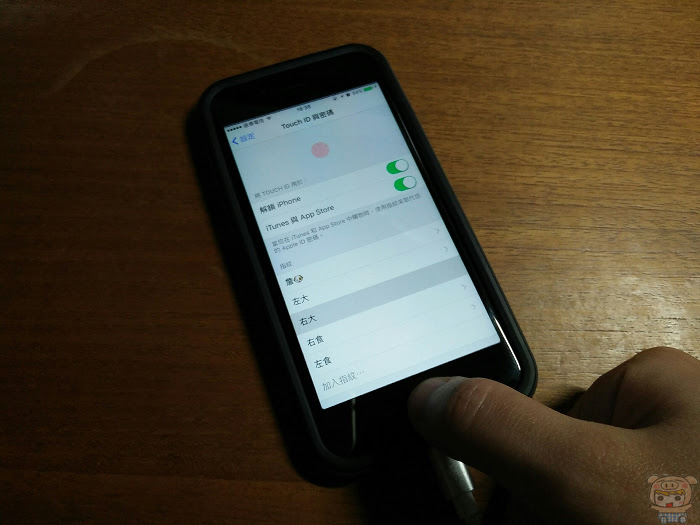 nEO_IMG_Touch ID_170207_0007.jpg
