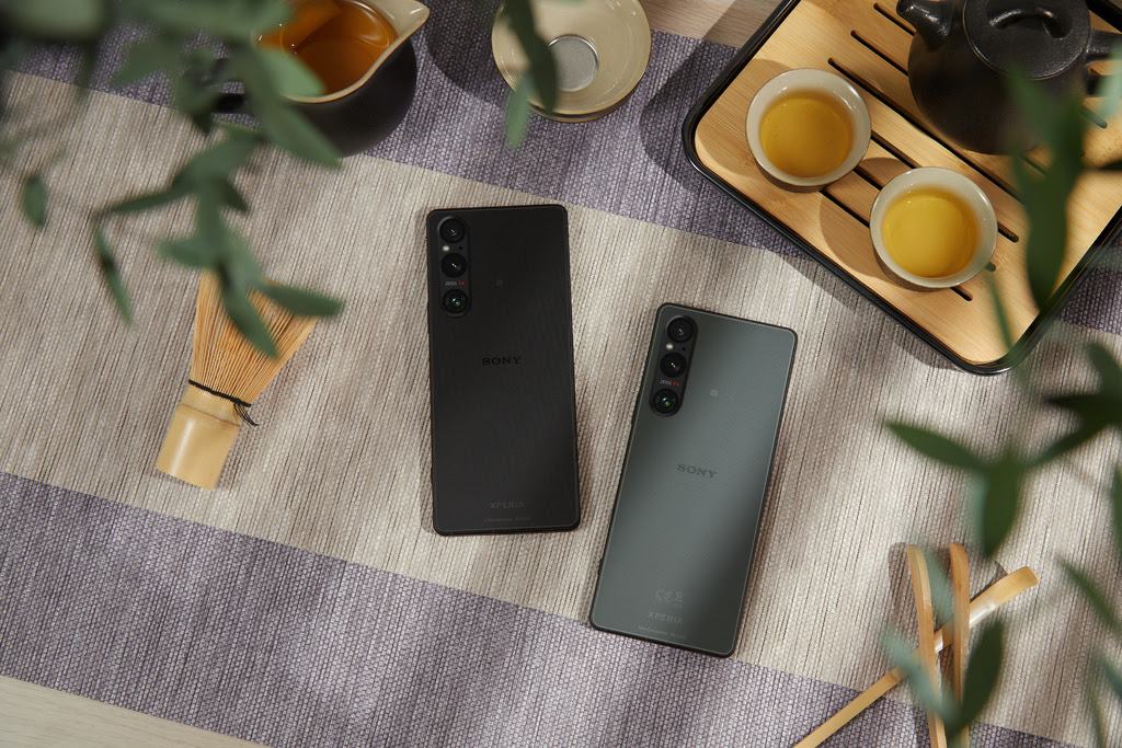 圖四、Sony Xperia 1 V  推出「經典黑」與「卡其綠」兩款質感配色，參考建議售價 NT$38,990 起.jpg