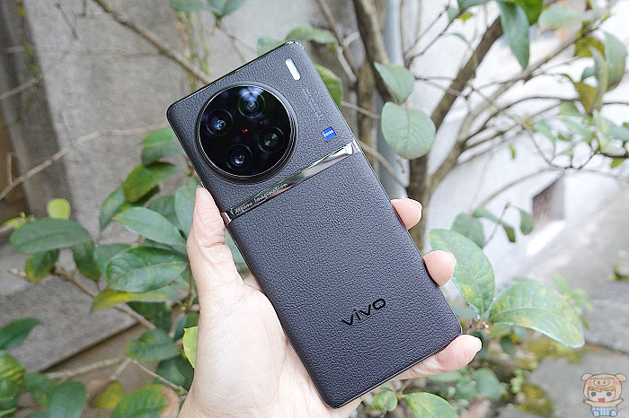 口袋裡的蔡司單眼!  vivo X90 雙晶片旗艦系列夜拍超