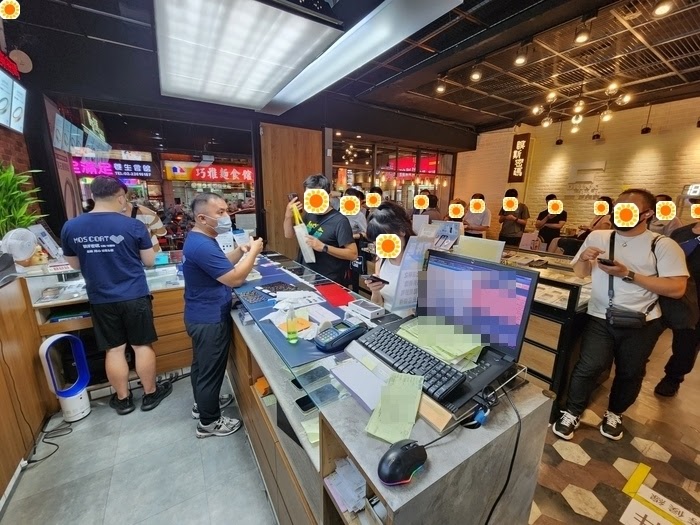 鈦鈦我喜歡你，膜斯密碼imos全心全意保護你的 iPhone
