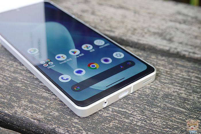 影音效能出色，大螢幕 SHARP AQUOS sense7 