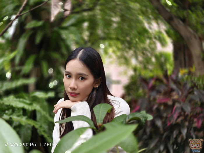 口袋裡的蔡司單眼!  vivo X90 雙晶片旗艦系列夜拍超