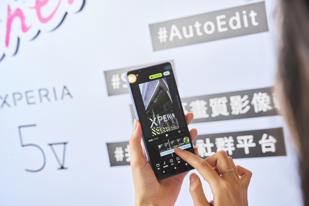 圖說、透過Xperia 5 V 內建video creator功能，可依喜好快速編輯、調色、選取與字幕編排，快速生成適合不同社群平台尺寸需求的高畫質短影片！.jpg